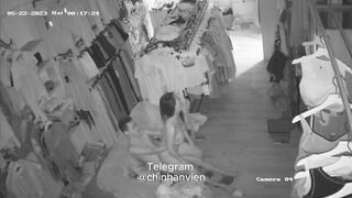Em chủ shop quần áo địt cực nứng