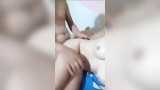 Gái xinh bị thợ sửa điện thoại lộ video ngoại tình với quản lý cùng cty