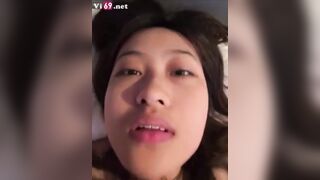Chốc thuốc kích dục con bạn thân non tơ phổi to đụ nó nhấc người