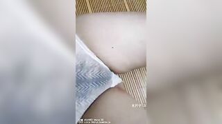 Đi bơi vì ngủ quên, Con bạn bị nghịch lồn móc hít hà mà ko dám djt