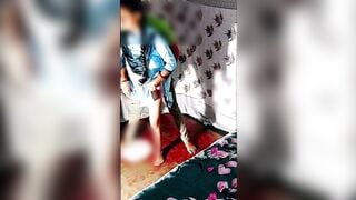 Chơi em sinh viên ấn độ dâm lồn nhiều nước địt nhau trước khi đi học cho đỡ nứng