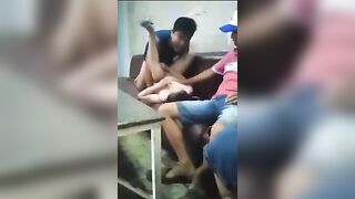 Thằng nào hát cứ hát đi tao địt cái đã vợ nó gọi về rồi