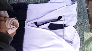 sục bắn lên đồ bé cháu chung trọ