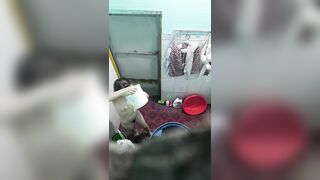Rình em hang xóm tắm lộ hàng