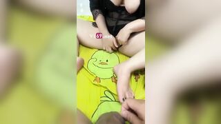 Gạ e ny đến trọ bú cu móc lồn non không lông mà ko được djt nhau