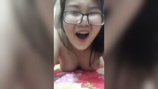 Địt em gái Sóc Trăng sướng rên đúng chất Miền Tây