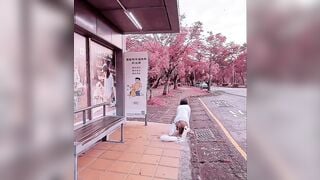 E nhật bản gắn đuôi cáo ra đường bị nglạ rút ra sữa ????