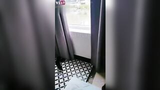 Độc lạ, Tranh thủ bể bơi ko có ai, E gái thủ dâm gạ djt trai tây ngon vl