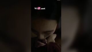 Phát hiện bạn thân ko mặc áo vú lén bóp xong gạ e nó bú cu