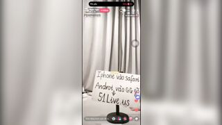 Trả kèo Tiktoker Show vú móc lồn trên Live ngon vl