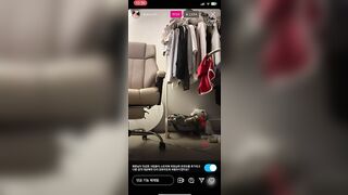 gái xinh live stream  thủ dâm cho các fan xem