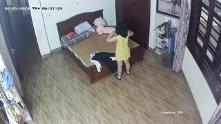 Quay lén em gái thay đồ 5