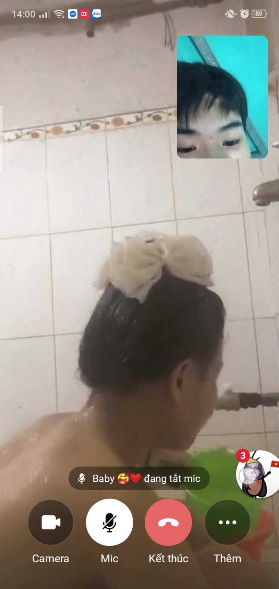 Em nó dâm đãng khoe ngực, loz suốt ngày anh em cần thì ib