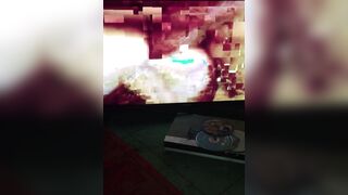 Trở về tuổi thơ và dùng chiếc đầu đĩa DVD sony và chiếc đĩa VCD phim sex Mỹ cực bạo