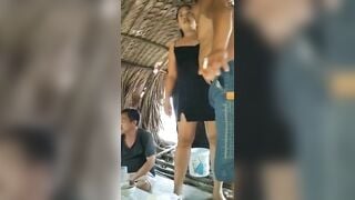 Miền Tây Thi Nhau Bú Lồn Trong Quán Nhậu