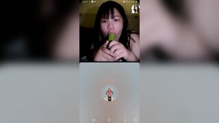 phần 1 tập cho em học sinh bú dưa leo em này dâm lắm