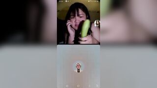phần 1 tập cho em học sinh bú dưa leo em này dâm lắm