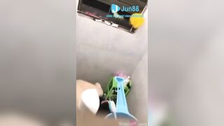 Quay lén E sinh viên Tắm, Vừa móc lồn vừa hát rên Dâm đãng vl