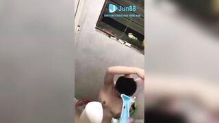 Quay lén E sinh viên Tắm, Vừa móc lồn vừa hát rên Dâm đãng vl
