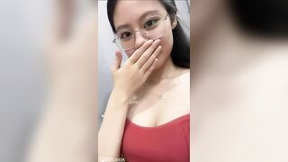 Địt em gái mình dây vú bự sướng vl ra 7
