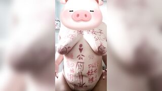 Em gái béo phì bụng bự dâm dục