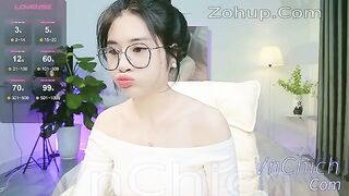 Ngắm cái lồn siêu đẹp và to của Anna_Gau nè các đồng dâm