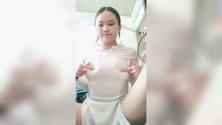 Áo dài thủ dâm