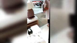 Quay lén trong tìm đồ