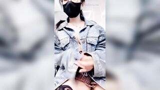 Em idol MMlive gachich show lồn vú chán chê nhưng nứng quá liên gạ chịch anh phục vụ