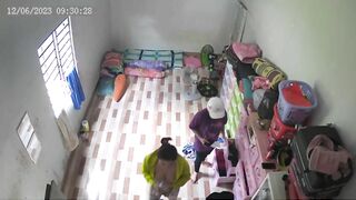 Hack cam gái xinh