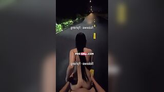 Giữa đường