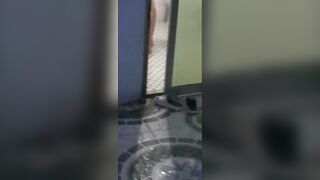 Quay lén MB tắm p3