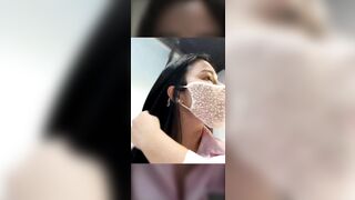 E gái thủ dâm ngoài đường