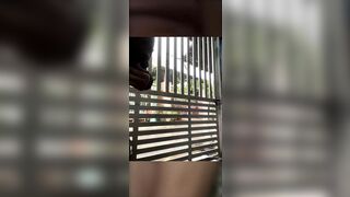 E gái thủ dâm trước nhà phần 1