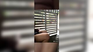 E gái thủ dâm trước nhà phần 2