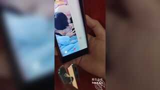 Quay lén thằng bạn làm tình với bạn gái của nó