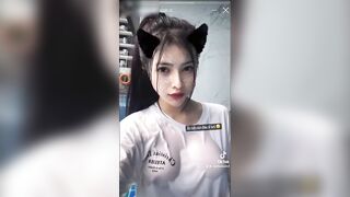 Uyên Thỏ Tiktoker Ko mặc áo Vú quay lộ clip djt nhau khẩu dâm