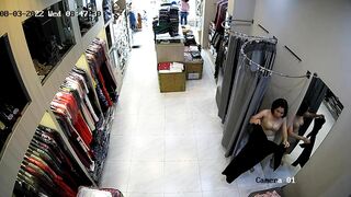 Hack cam shop quần áo