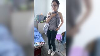 Gạ chịch đc em gái kính cận