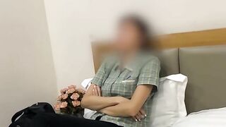 Em xinh gái đi làm ss và có chim ăn hàng ngày. Ck thì chỉ đc ở nn thôi