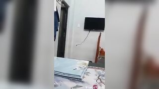 Thương thg bạn tự sục, Con bạn thấy cởi đồ cho djt nhau sướng vl