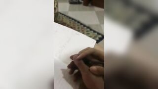 Thử sờ vú chị gia sư mà chị chả nói gì thọc tay vào lồn móc luôn đúng trò ngoan