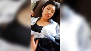 Dụ dỗ em học sinh mới lớn với khuông mặt ngây thơ đi khách sạn rồi gạ chịch em nó