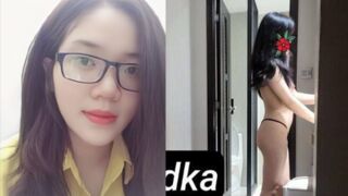 Clip Hot Thanh Trúc Nữ Sinh 2k5 Cùng Bạn Trai 2