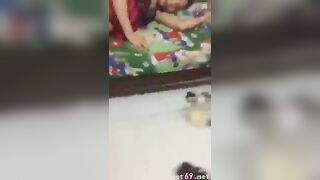 Shock, Thợ Xây Tộc hấp dâm luôn con gái chủ nhà vì bị chửi