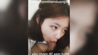 Nuốt trọn 1 con cu to dài tới cổ họng
