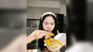 2 Lucky-2k6 em gái xinh live show nói chuyện 22.9.24