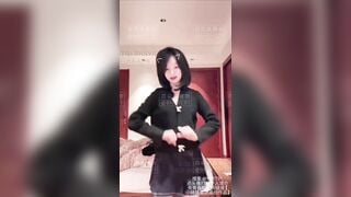 Nhìn em k mặc gì vẫn là nhất