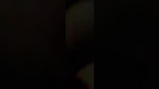 Lén bóp vú em ghê múp rụp trong rạp phim P1:))