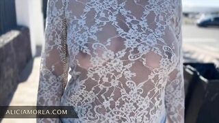 Chồng biến thái bắt vợ ở truồng nơi công cộng 7